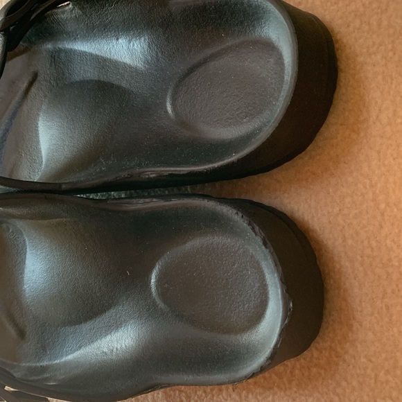 Black Beach Locker Room Sandals Lot Size 7 - Picture 9 of 11